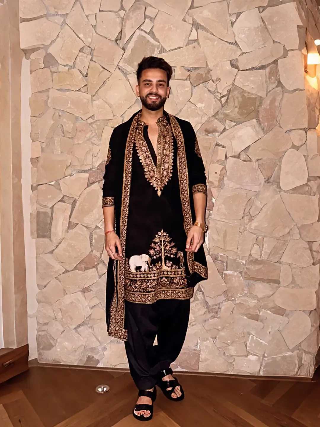Elvish Yadav Inspired Black Armani Embroidered Kurta Pant with Dupatta